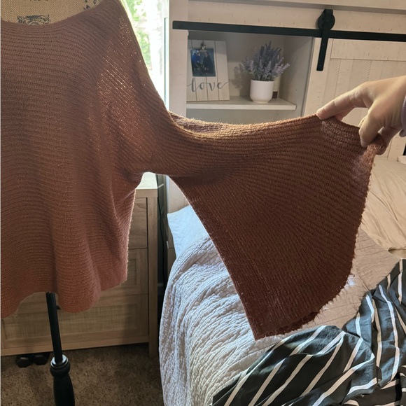 Nordstrom BP Rust Bell sleeve sweater - Picture 4 of 10